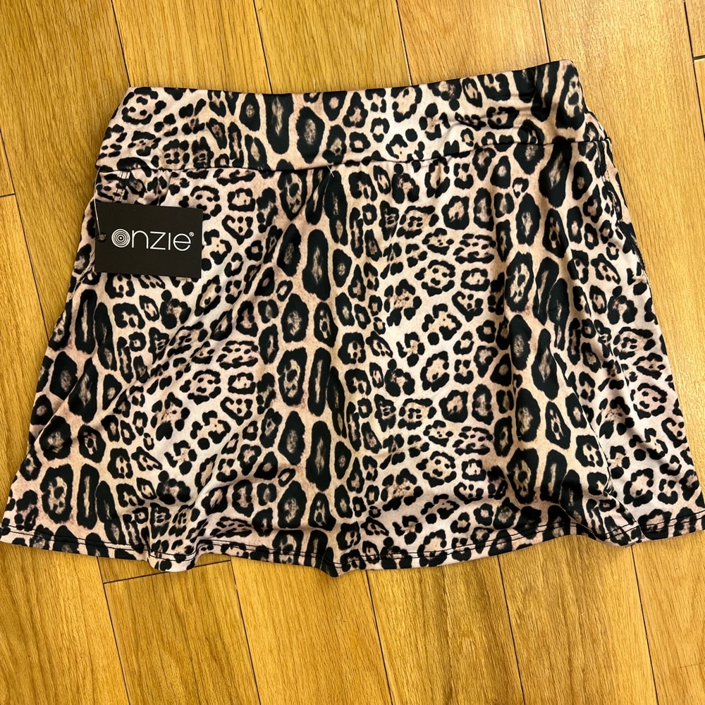 Leopard tennis skirt with shorts